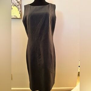 Women’s sleeveless Calvin Klein dress. Size 12.